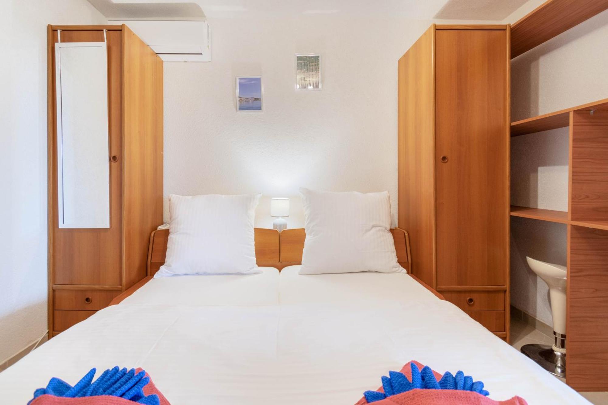 Apartment Kristina Dujmovic Baška Voda Pokoj fotografie